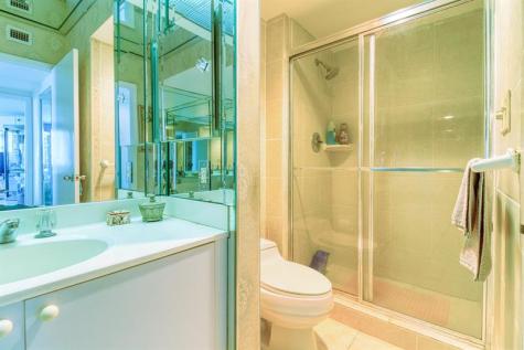 20185 E Country Club Drive Miami FL 33180