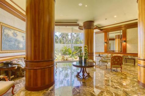 20185 E Country Club Drive Miami FL 33180