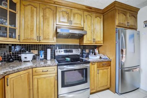 211 S Hollybrook Drive Pembroke Pines FL 33025