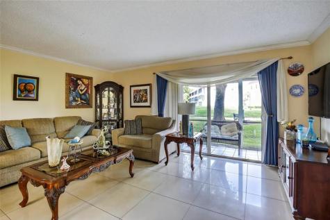211 S Hollybrook Drive Pembroke Pines FL 33025