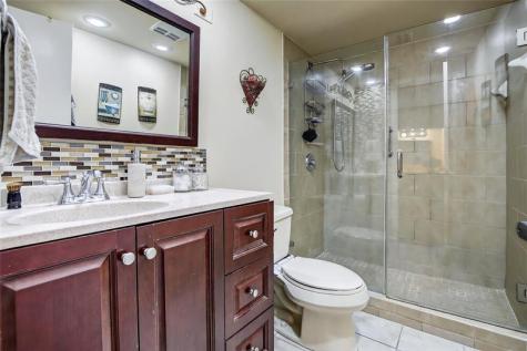 211 S Hollybrook Drive Pembroke Pines FL 33025