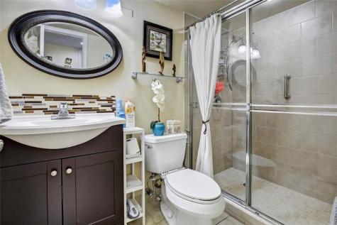 211 S Hollybrook Drive Pembroke Pines FL 33025