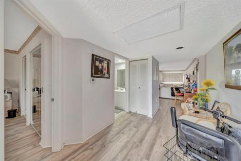 1400 SW 137th Avenue Pembroke Pines FL 33027