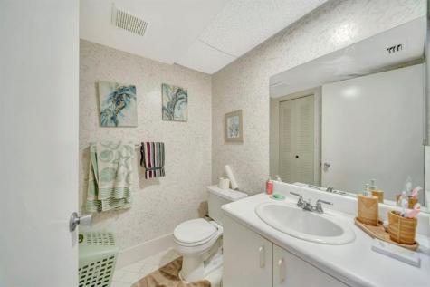 1400 SW 137th Avenue Pembroke Pines FL 33027