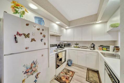 1400 SW 137th Avenue Pembroke Pines FL 33027