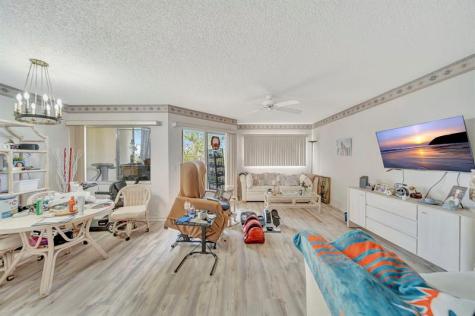 1400 SW 137th Avenue Pembroke Pines FL 33027