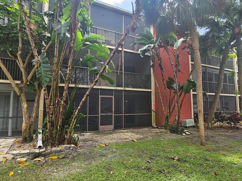 2214 S Cypress Bend Drive Pompano Beach FL 33069