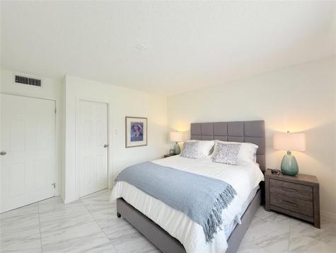 4706 NW 36th Street Lauderdale Lakes FL 33319