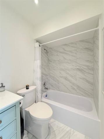 4706 NW 36th Street Lauderdale Lakes FL 33319