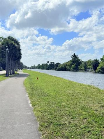 4706 NW 36th Street Lauderdale Lakes FL 33319