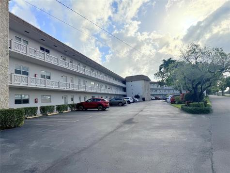 4706 NW 36th Street Lauderdale Lakes FL 33319