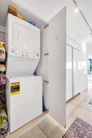 3100 NE 48th Street Fort Lauderdale FL 33308