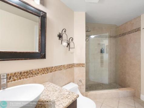 18260 N Bay Road Sunny Isles Beach FL 33160