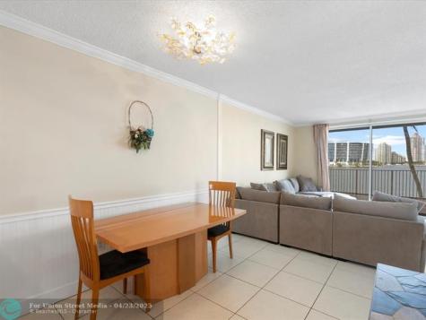 18260 N Bay Road Sunny Isles Beach FL 33160