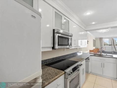 18260 N Bay Road Sunny Isles Beach FL 33160