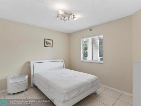 18260 N Bay Road Sunny Isles Beach FL 33160