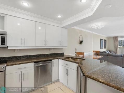 18260 N Bay Road Sunny Isles Beach FL 33160