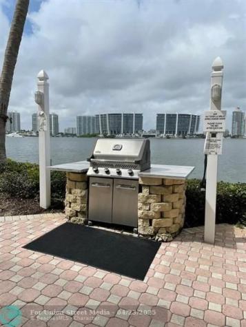 18260 N Bay Road Sunny Isles Beach FL 33160