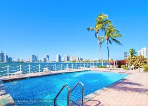 18260 N Bay Road Sunny Isles Beach FL 33160