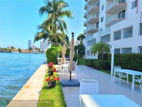 18260 N Bay Road Sunny Isles Beach FL 33160