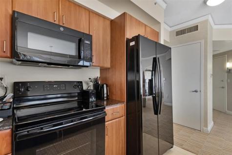 18001 Collins Avenue Sunny Isles Beach FL 33160