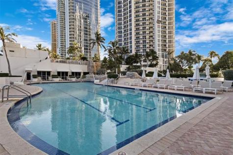 18001 Collins Avenue Sunny Isles Beach FL 33160