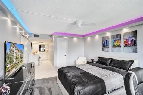 1150 Hillsboro Mile Hillsboro Beach FL 33062