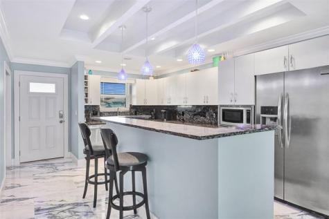 2330 NE 36th Street Lighthouse Point FL 33064