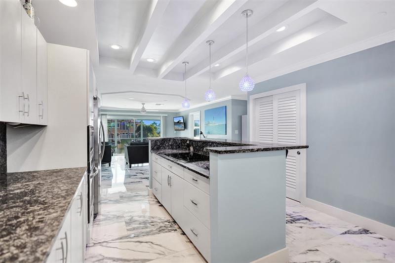 2330 NE 36th Street Lighthouse Point FL 33064