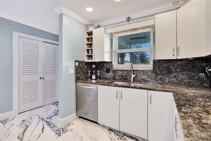 2330 NE 36th Street Lighthouse Point FL 33064