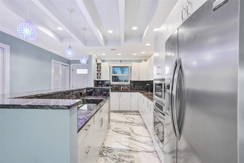 2330 NE 36th Street Lighthouse Point FL 33064