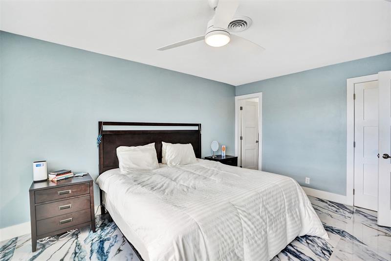 2330 NE 36th Street Lighthouse Point FL 33064