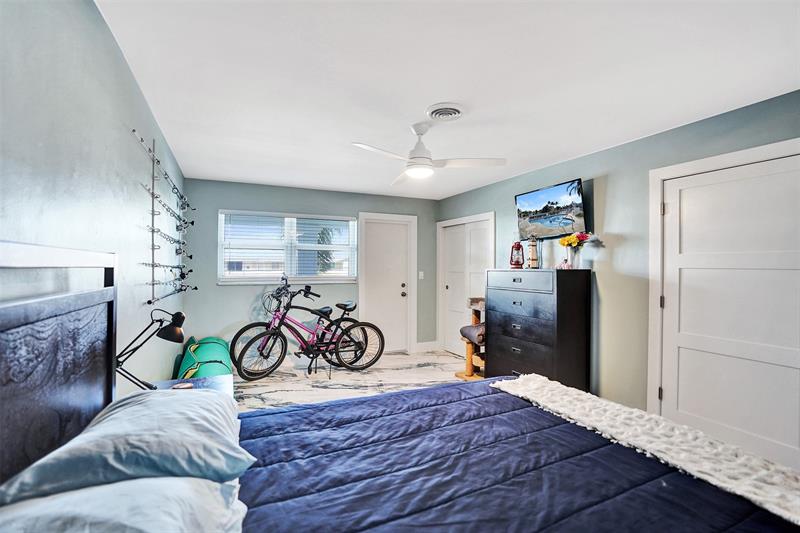 2330 NE 36th Street Lighthouse Point FL 33064