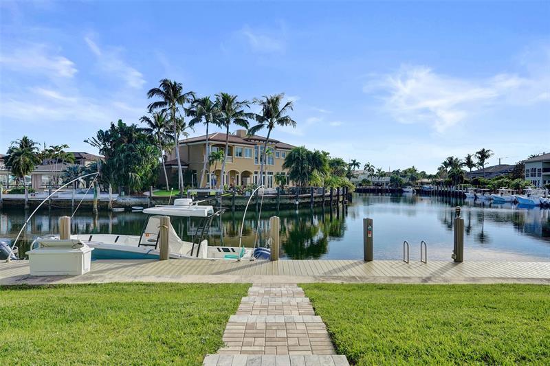 2330 NE 36th Street Lighthouse Point FL 33064