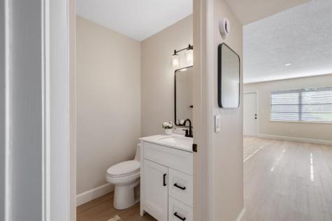 18 Vista Gardens Trail Vero Beach FL 32962
