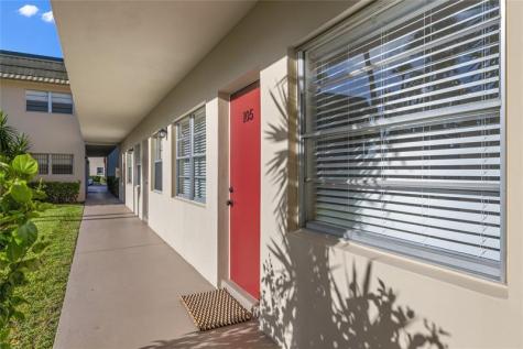 18 Vista Gardens Trail Vero Beach FL 32962