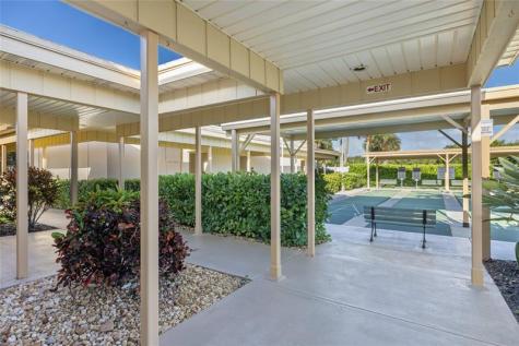 18 Vista Gardens Trail Vero Beach FL 32962