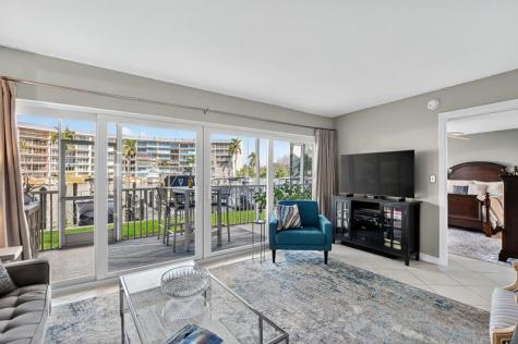 1537 E Hillsboro Boulevard Deerfield Beach FL 33441