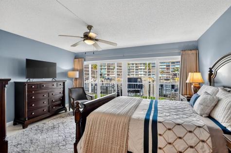 1537 E Hillsboro Boulevard Deerfield Beach FL 33441