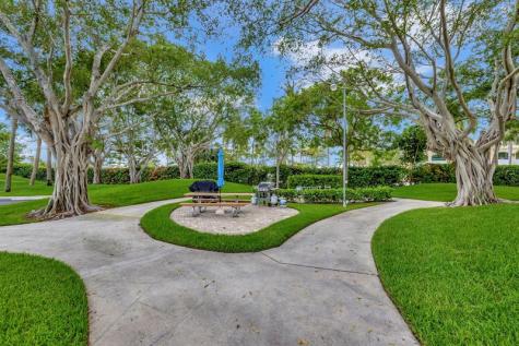 1537 E Hillsboro Boulevard Deerfield Beach FL 33441