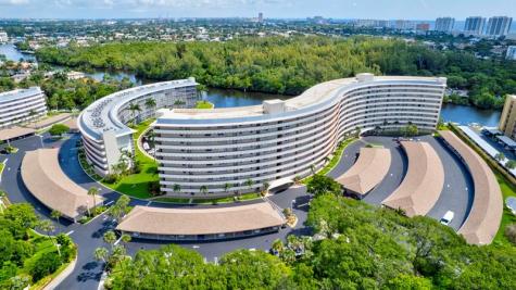 1537 E Hillsboro Boulevard Deerfield Beach FL 33441