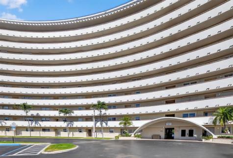 1537 E Hillsboro Boulevard Deerfield Beach FL 33441