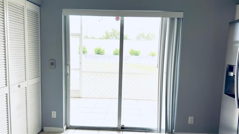 9905 NW 57th Manor Coral Springs FL 33076