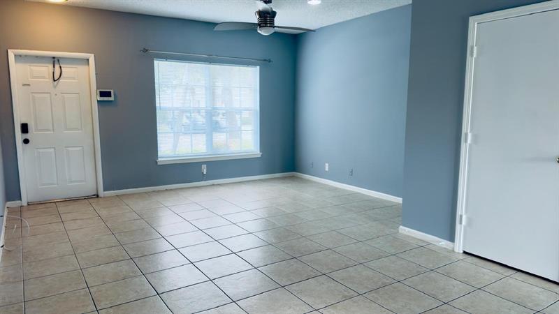 9905 NW 57th Manor Coral Springs FL 33076