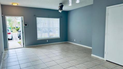 9905 NW 57th Manor Coral Springs FL 33076