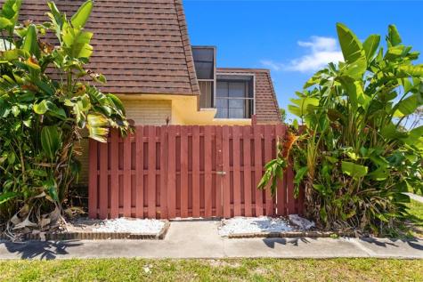 5822 Swordfish Court Tamarac FL 33319