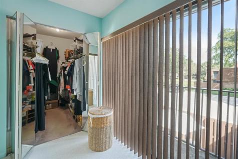 2522 Camelot Court Cooper City FL 33026-3649