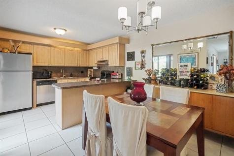 2522 Camelot Court Cooper City FL 33026-3649