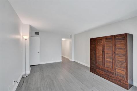 3800 N Hills Drive Hollywood FL 33021