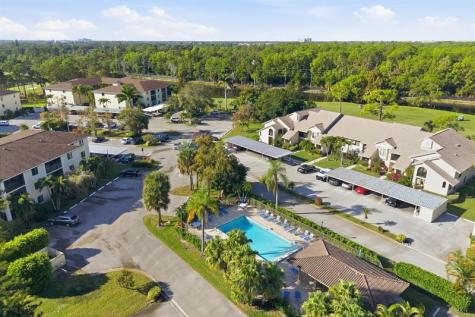 228 Fox Glen Drive Naples FL 34104